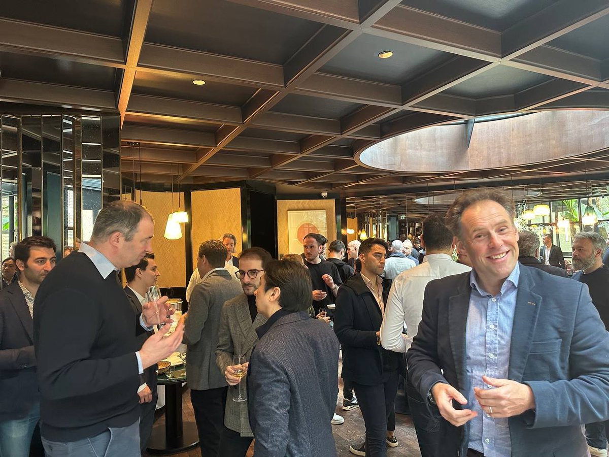 European crypto vol experts in the same room during <a href="/ParisBlockWeek/">Paris Blockchain Week</a> - Thanks to everyone who joined our <a href="/tradeparadigm/">Paradigm</a> &amp; <a href="/DeribitExchange/">Deribit</a> Parisian brunch this week 🙏🙏

Side note, <a href="/tradeparadigm/">Paradigm</a> has set a new monthly record at $22.1Bio crypto options notional traded in March