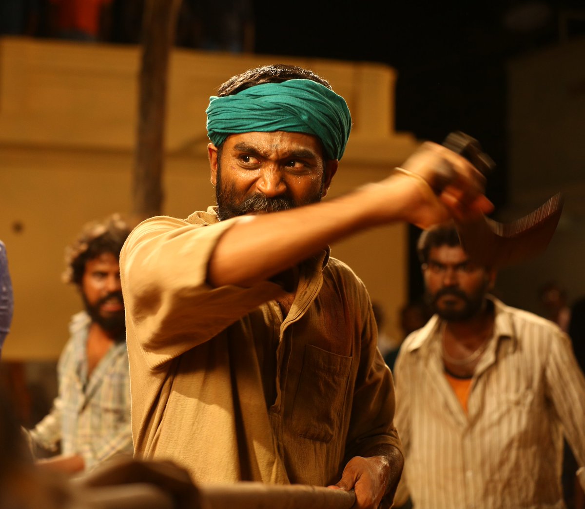 #Asuran HD Still !!
Size: 8MB (4420×3840)
Drive: bitly.ws/3hTVA

#Raayan | #Kubera | #Ilaiyaraaja | @dhanushkraja