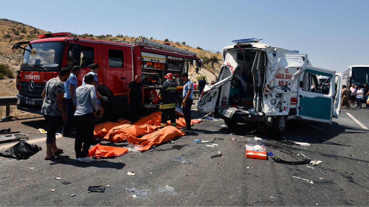 İçişleri Bakanı açıkladı: Bayram tatilinin ilk 6 gününde kaç trafik kazası gerçekleşti? birgun.net/haber/6-gunde-…