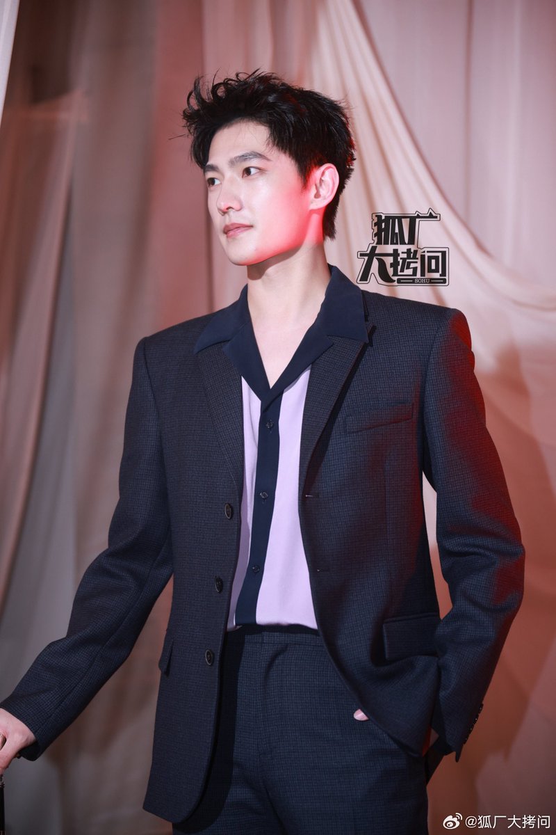 judreamll's tweet photo. หล่อมากกกก เท่มากกกกกก
หนุ่ม Valentino

#ValentinoYANGYANG 
YangYang ValentinoDiVas https://t.co/nxS9Ph1mkD