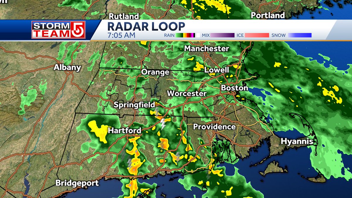 7AM RADAR ... Showing t-storms in CT lifting toward central MA. A rumble of thunder or isolated t-storm possible in some of the downpours moving thru this morning #WCVB