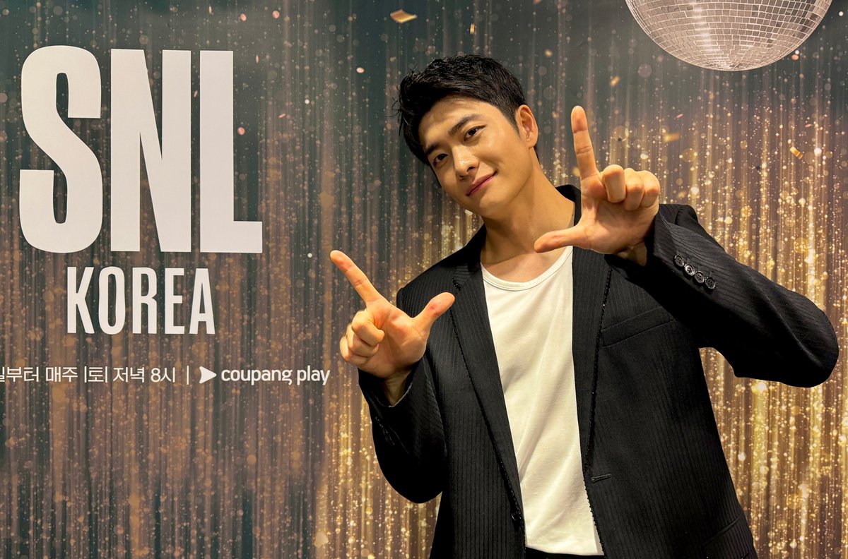 manofcreation0's tweet photo. #강태오

'SNL코리아' 시즌5의 7번째 호스트가 된 75EH5🌟
진짜... 우리 태오 대박이라고요.
코미디쇼까지 잘하면 엠오씨 진짜 어떡하라고 8ㅅ8
그냥... 그냥 못하는게 없는 태오의 생애 첫 코미디쇼😎

오늘 밤 8시‼ 쿠팡플레이에서 만나요~👋

#강태오 #KANGTAEOH #SNLKOREA #SNL코리아
#코미디쇼 https://t.co/6bRwed4yrs