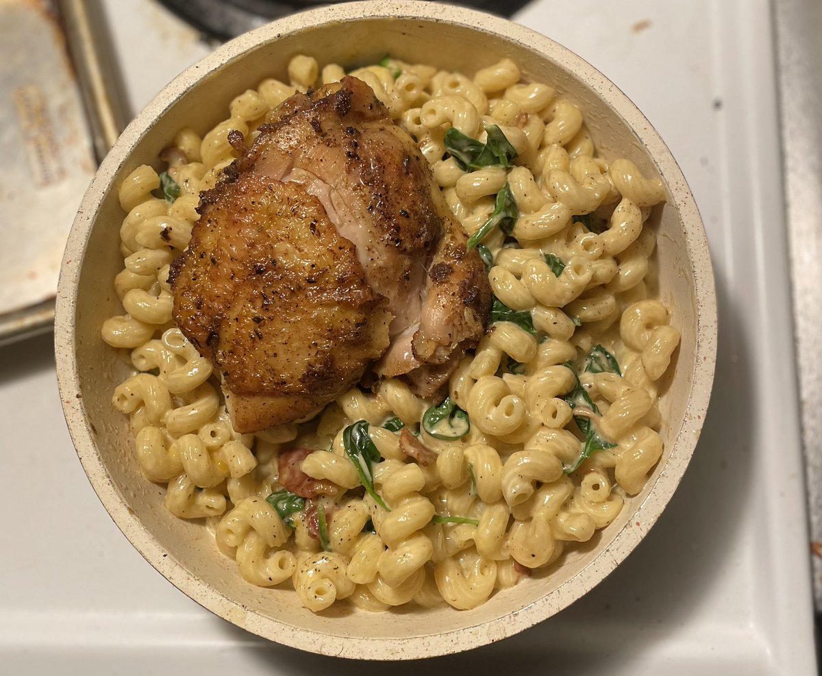 I was able to get a decent picture of my dinner yesterday 😅