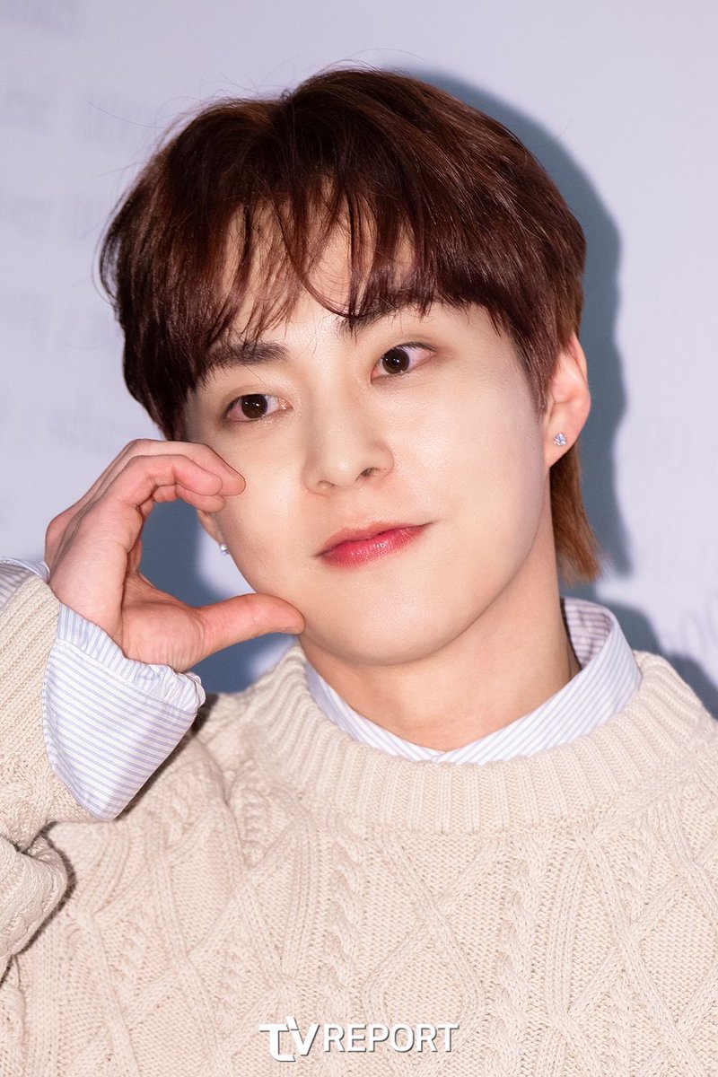 EXO Xiumin at the ROKH X H&M event today.