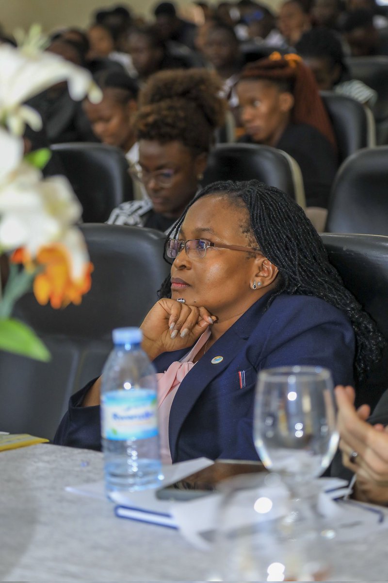 !!#Happeningnow
The Guest of Honor CEO @UNOC_UG Ms. Proscovia Nabbanja has arrived the women in Energy Forum 2024 organized by @aapg_muk and @WEEN_Forum.
We are delighted to have her around.

#womeninEnergyForum2024
#classroomtoboardroom