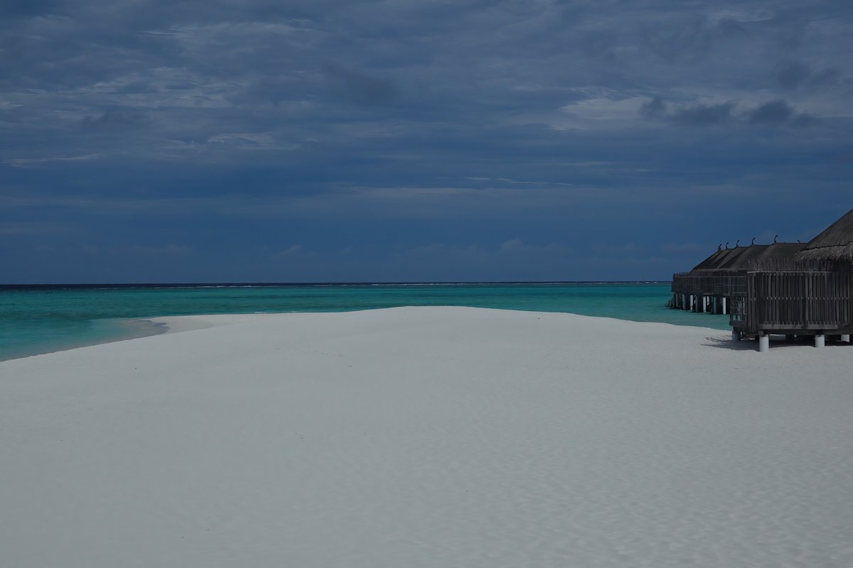 @ThePhotoHour @StormHourMark Maldivian beach