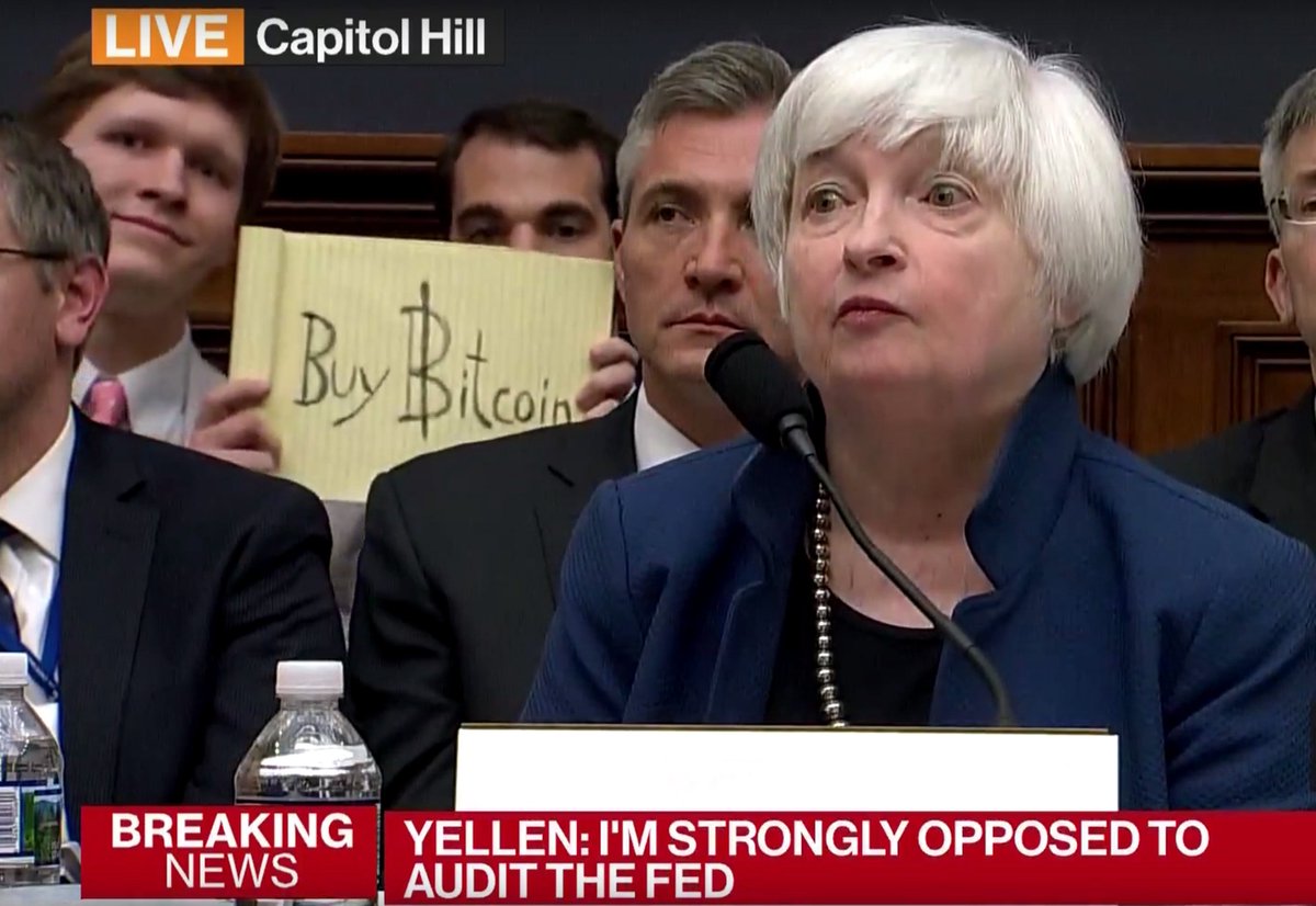 The 'Bitcoin Guy' who photo-bombed Janet Yellen will auction his original sign next week. It is expected to sell for more around 5 #Bitcoin 👀