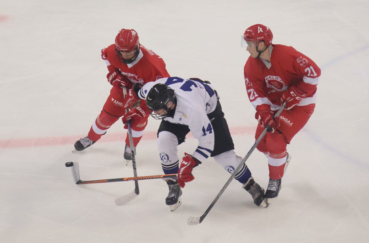 Llega la emoción de la 'final four' de la Copa del Rey este fin de semana al pabellón de hielo de Jaca. En sus semifinales, el @clubhielojaca se medirá el sábado a las 20:30 h. con el equipo revelación del torneo, el Kosner Club Hielo Huarte. +INFO: clubhielojaca.com/el-club-hielo-…