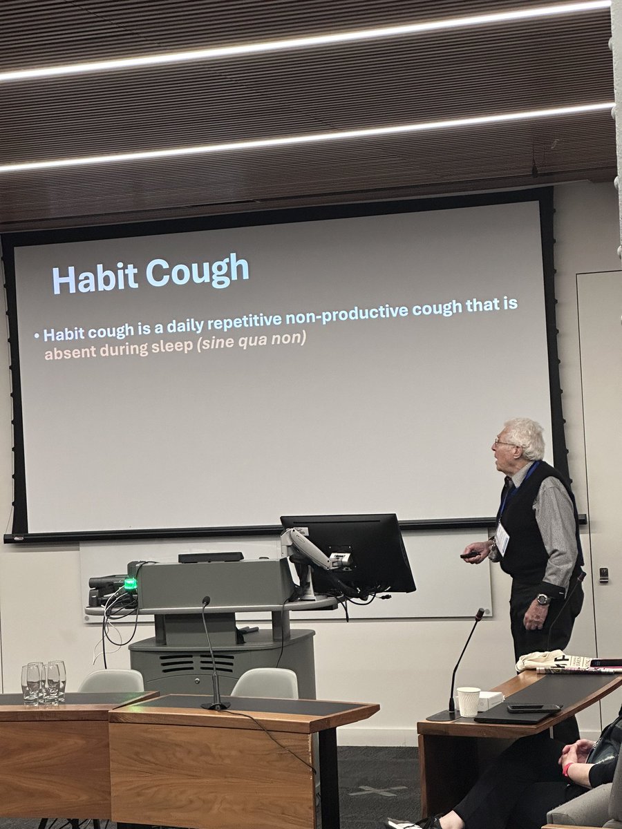 Prof Miles Weinberger, yet again with another fascinating topic - the cough with no cause! Did you know❓ 💨Episodes of Habit Cough can cause 800 coughs/day 💨Coughing continues all day, only stopping while asleep 💨 Cause is still unknown! #paedresp2024