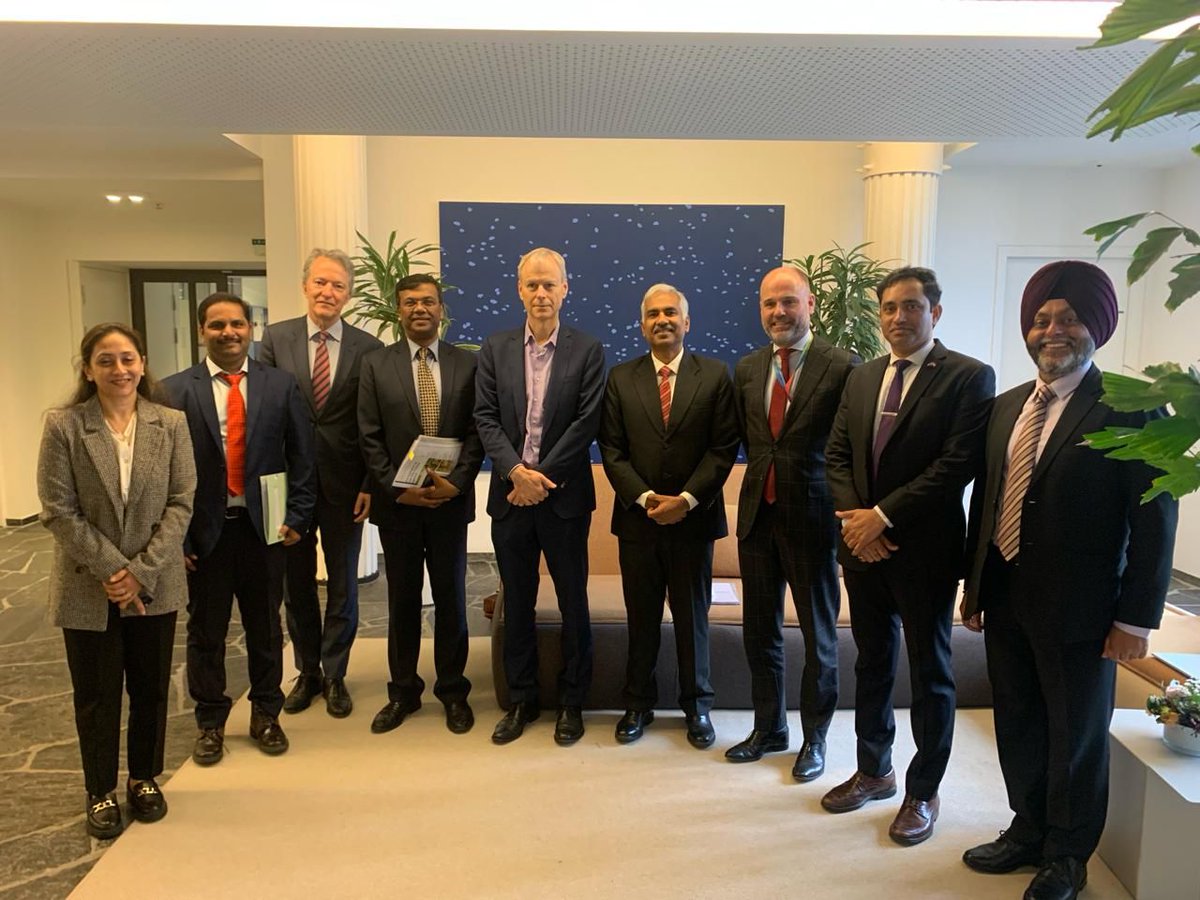 Mr. Manoj Ahuja @SecyAgriGoI met DG Agriculture @minlnv @BergMarten in The Hague and discussed further enhancement of 🇮🇳🇳🇱 cooperation in agriculture, horticulture, dairying & poultry. @MEAIndia @IndianDiplomacy @AgriGoI @Horti_GoI @MOFPI_GOI @Min_FAHD