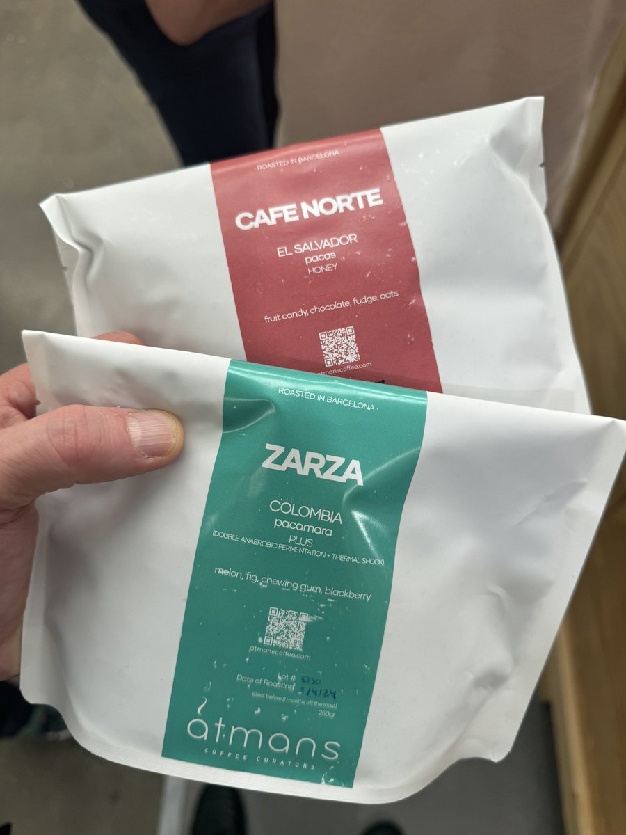 lacruzboss's tweet photo. Yes I paid with Bitcoin
Yes I am now blond
#pacamara #bitcoin https://t.co/w2zEuUTxa4