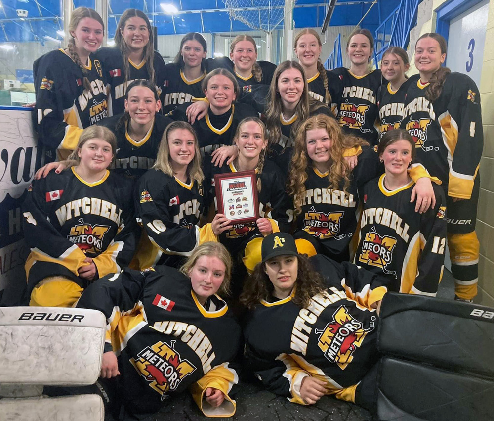 Mitchell's U18 girls work overtime to defend WOGHL title; aim to defend OWHA crown this weekend
tinyurl.com/54etxu84