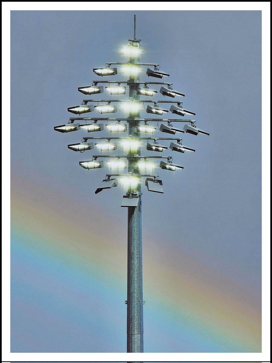 Pot of Promotion? 🌈

📍PG8, Macron Stand 
🏟 STōK Cae Ras 
⚽️ Wrexham AFC 

#WxmAFC
#FloodlightFriday 
#Groundhopping