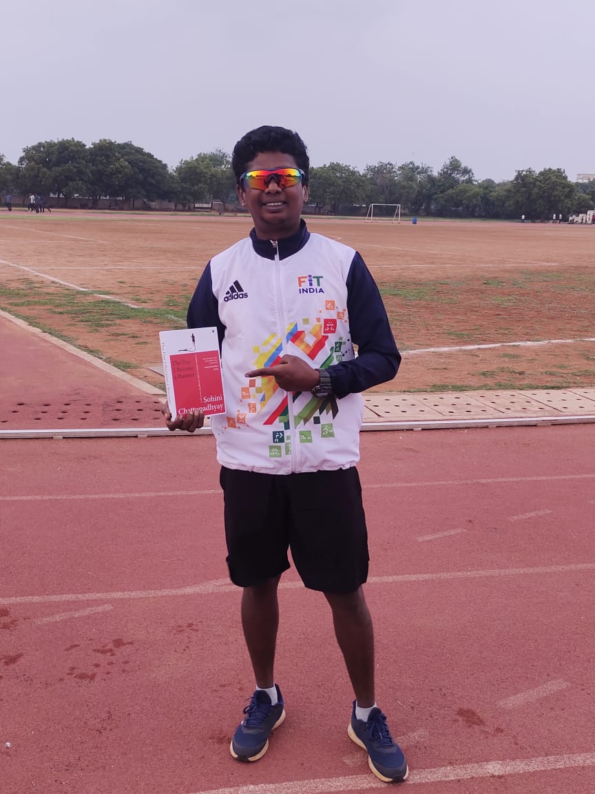sohinichat's tweet image. The beautiful Santhi Soundarajan, a woman of magnificent grace, who never ran a race for India after a ridiculous disqualification based on a dubious sex test. After 11 medals.
The kindest, most decent person I know. Possibly, shall know.