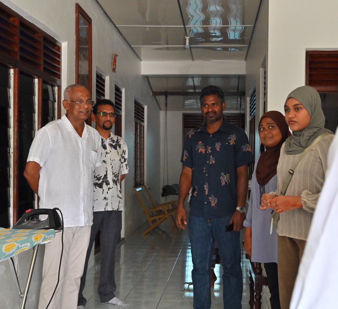 މަޖިލިސް20 އައްޑޫ ސިޓީގެ ފޭދޫ ދެކުނު ދާއިރާއަށް ވާދަކުރައްވާ މިޕާޓީގެ ކެންޑިޑޭޓް <a href="/Abdullahaneef6/">Benjo haneef</a> އަށް ތާއީދު ހޯއްދެވުމަށް މިޕާޓީގެ ލީޑަރޝިޕްގެ ބޭފުޅުން އެދާއިރާގެ ރައްޔިތުންގެ ގާތަށް ދޮރުން ދޮރަށް ހިންގެވުން.

މިސްރާބު ހަމަ މަގަށް އެޅުވުމަށް ފޭދޫ ދެކުނު ދާއިރާއަށް ވާދަކުރައްވާ