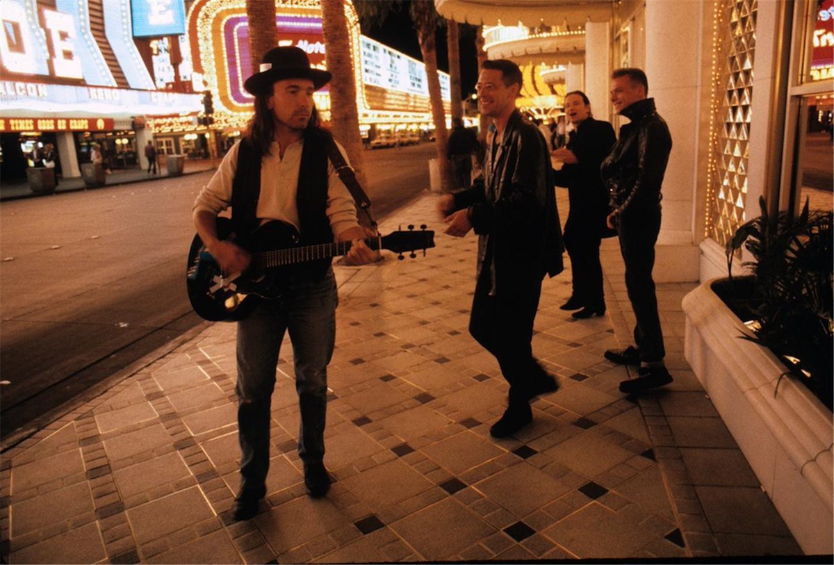 landofthe80s's tweet image. On this date in 1987 @U2 films their video &quot;I Still Haven&apos;t Found What I&apos;m Looking For&quot; on Fremont Street in Las Vegas, NV. #80s #TheJoshuaTree #80smusic #1980s