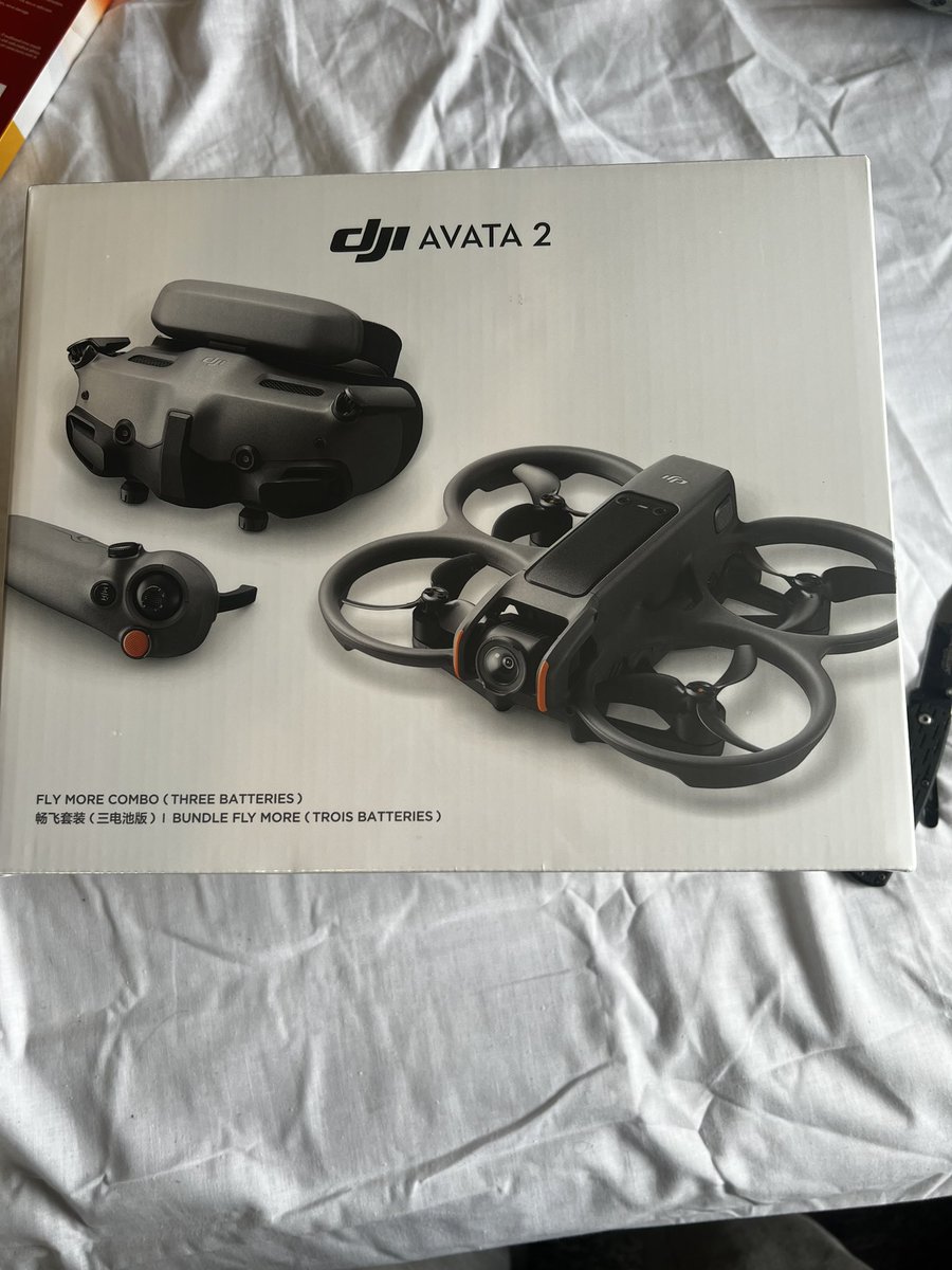 Something came early for my birthday LFG ! 🚀🚀🚀

Soon gonna upload some fun videos with this lil guy 

#djiavata2