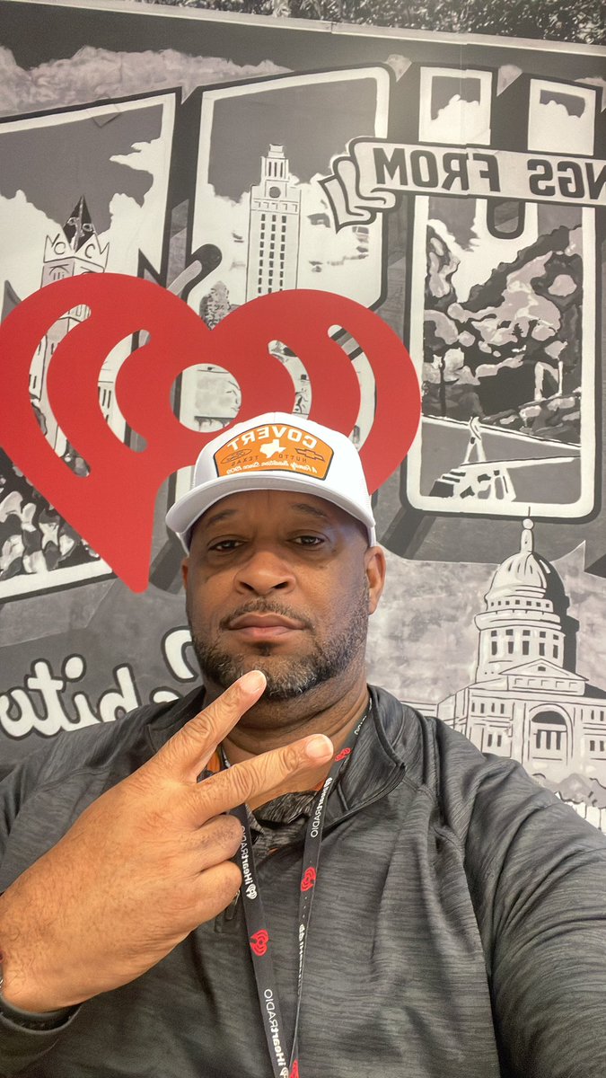 #FeelGoodFriday “Hardge Knocks Life” 7-9am @am1300thezone @iHeartRadio Todays Show: -#Longhorns players met with media -#Masters is off and running -@ZachAtTheDisch talks @TexasBaseball @ 740am -Scott Drew makes an announcement Tune in am1300thezone.com/listen