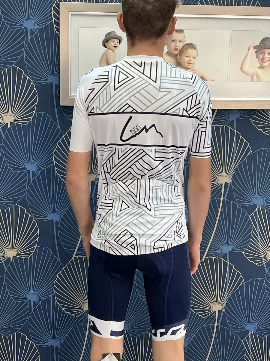 La commande des maillots de l’édition 2024 de la Cyclosportive : La Matthieu Ladagnous partira le lundi 15 avril au matin. En vous inscrivant avant dimanche minuit vous avez la garantie d’avoir un maillot à la taille souhaitée. 

Inscrivez-vous vite sur : pyreneeschrono.fr/evenement/la-m…