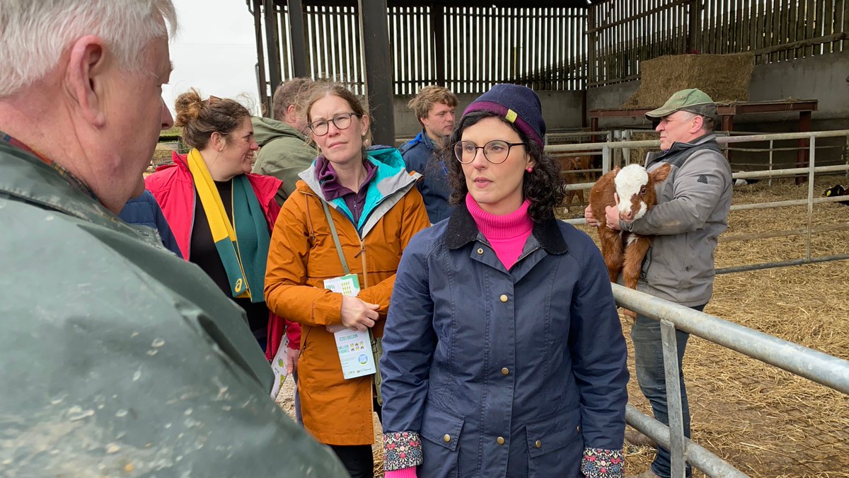 I spent a fantastic afternoon at this local organic dairy farm. It was a privilege to learn more about organic, sustainable farming. But I’m worried about the pressures on UK farming - climate, prices, and, above all, poor Govt support.🧵