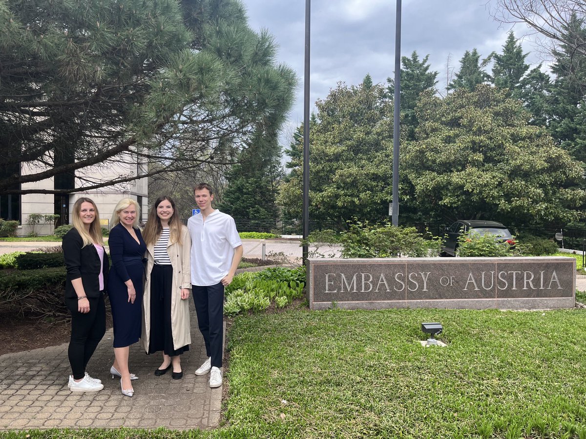 Time has come to say goodbye to our interns ⁦@AustriainUSA⁩ - your support over the past months was just great! Thank you!