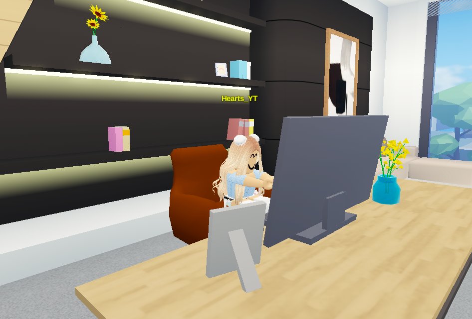 Hi guys! check this update renovated Bank✨ here in #livetopia #roblox @LivetopiaGame