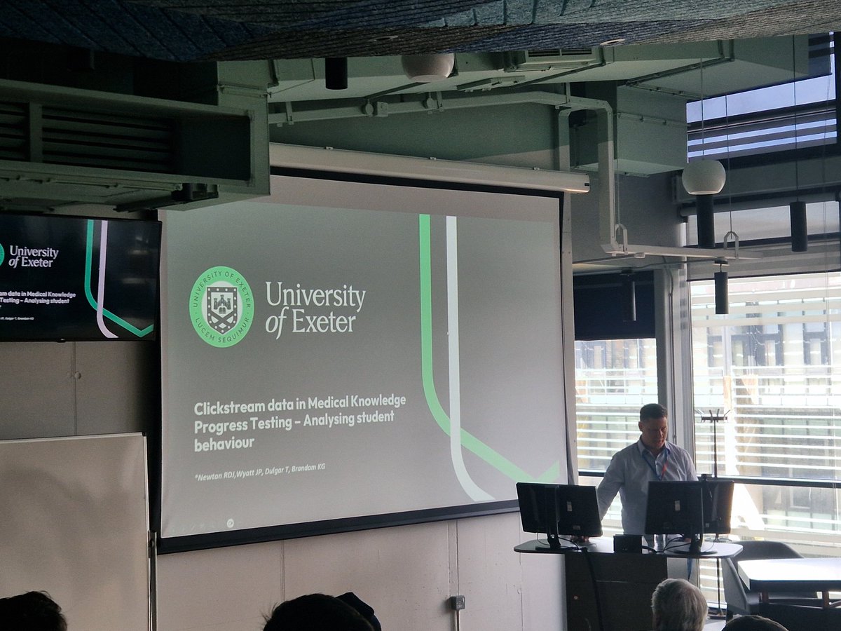 Great turnout for the short presentation  session. Delighted that <a href="/ExeterMed/">Exeter Med School</a> Senior Assessment Analyst present  his work  #EBMA2024
