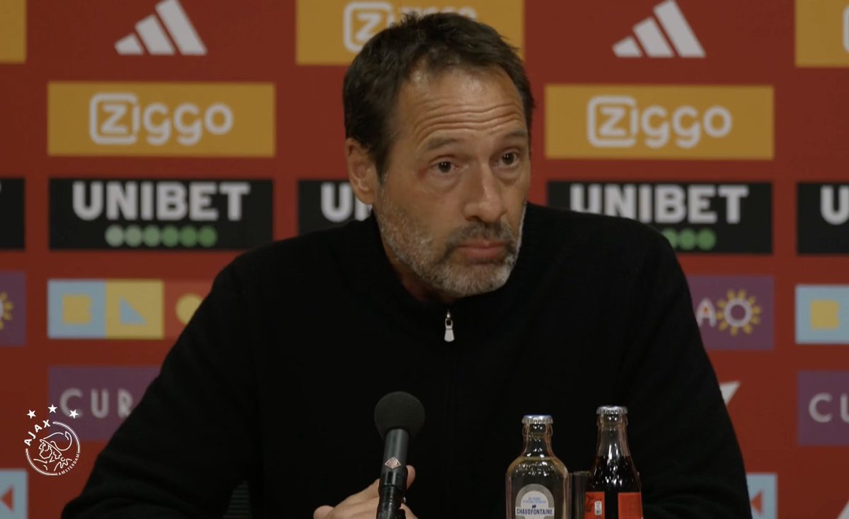 • You can play the Ajax way with Godts, Brobbey & Bergwijn right? 🗣️ - Van 't Schip: 'It could be possible. But we have decided to take another path, we played good vs FC Utrecht with this system too.'