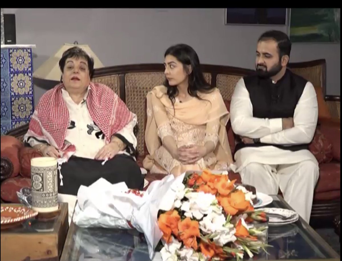 Stay tuned to watch an exclusive interview with @ShireenMazari1 and her family @ImaanZHazir and @HadiAli115 today at 07:02 pm @Dawn_News This is first such interview of the former PTI leader after leaving politics.