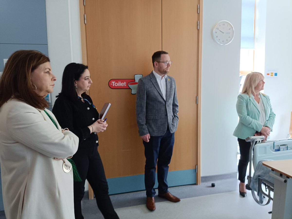 We were delighted to join @SineadMcL4Foyle,@MarkHDurkan, @ciaraf44, and @Gary_Middleton at @WesternHSCTrust Altnagelvin hospital Stroke Unit today. Great opportunity to learn about ward innovations and improving patient care. Thanks to the team for hosting this informative visit.