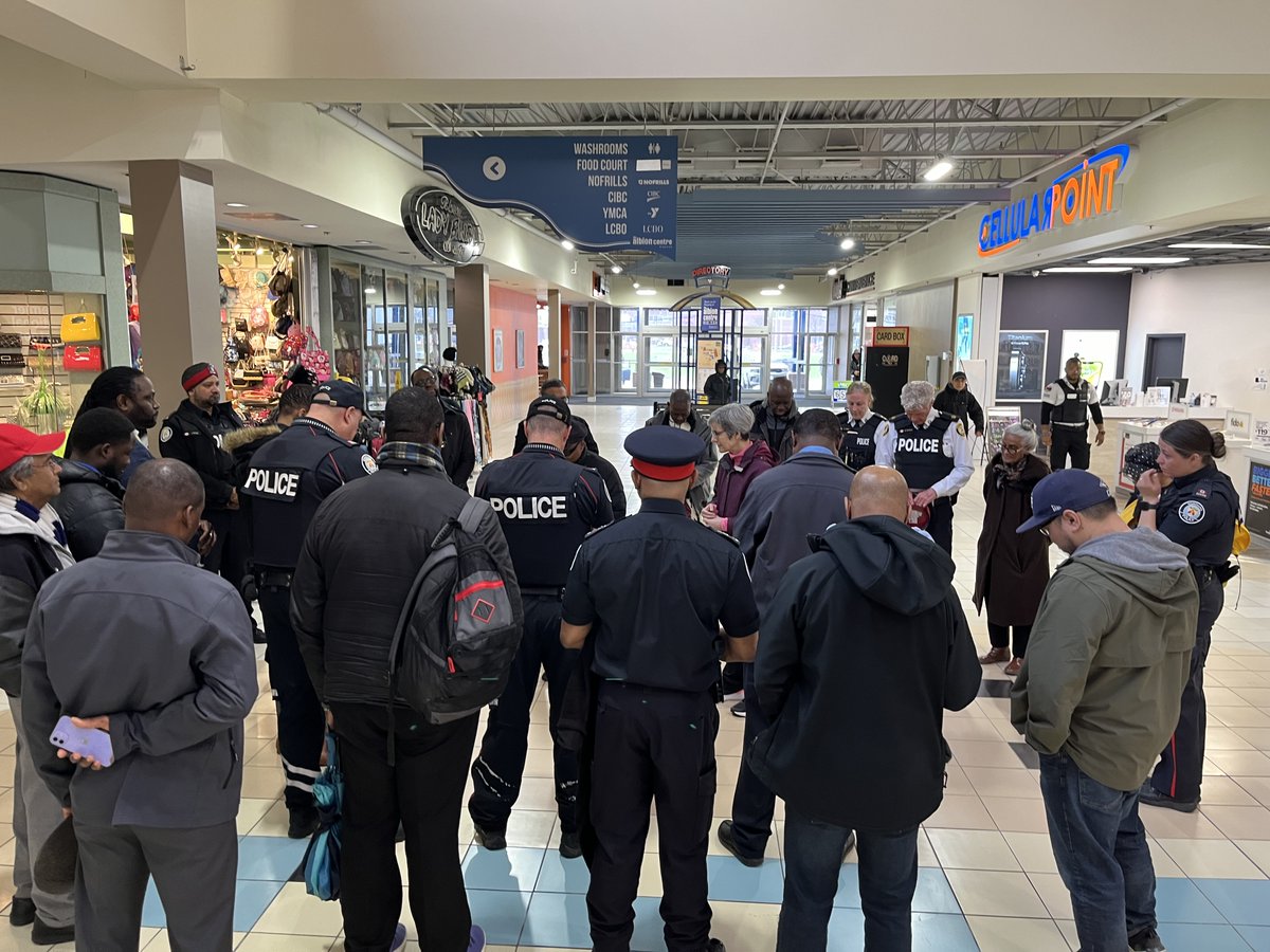 TPS23Div's tweet image. Thank you to everyone who came out and participated in our #TPSPrayerWalk yesterday. It was a huge success. We'll see you all again next month! #UnityInCommunity @torontopolice
