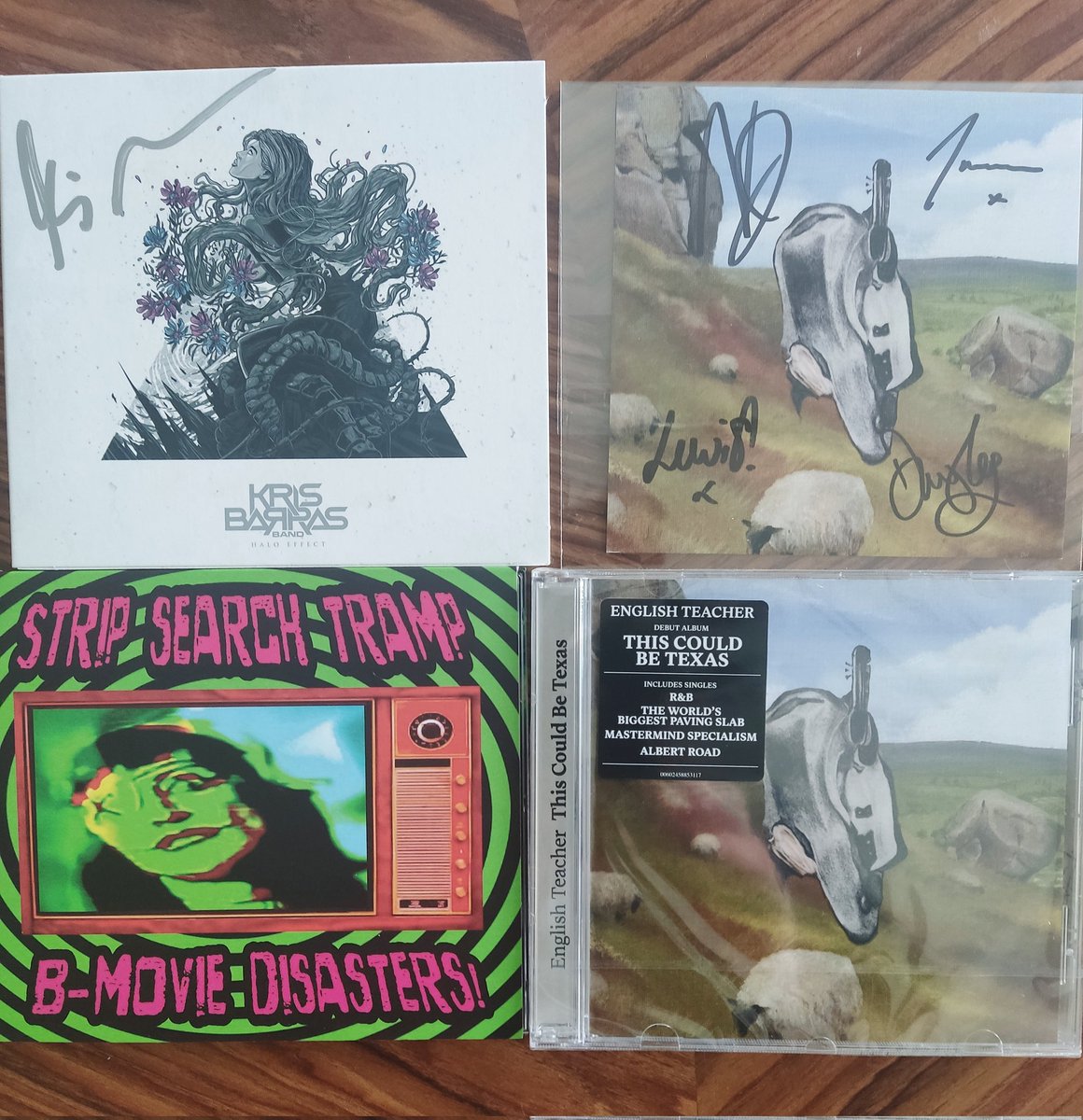 Had a little splurge on new CDs from Strip Search Tramp, @KrisBarrasBand and @Englishteac_her....thanks for the prompt deliveries postie 😎👍🎶🤘