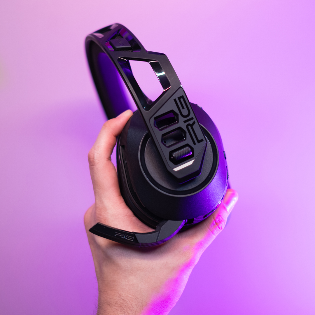 Command your game audio across all your devices with dual wireless connectivity. 🎧 #600PRO