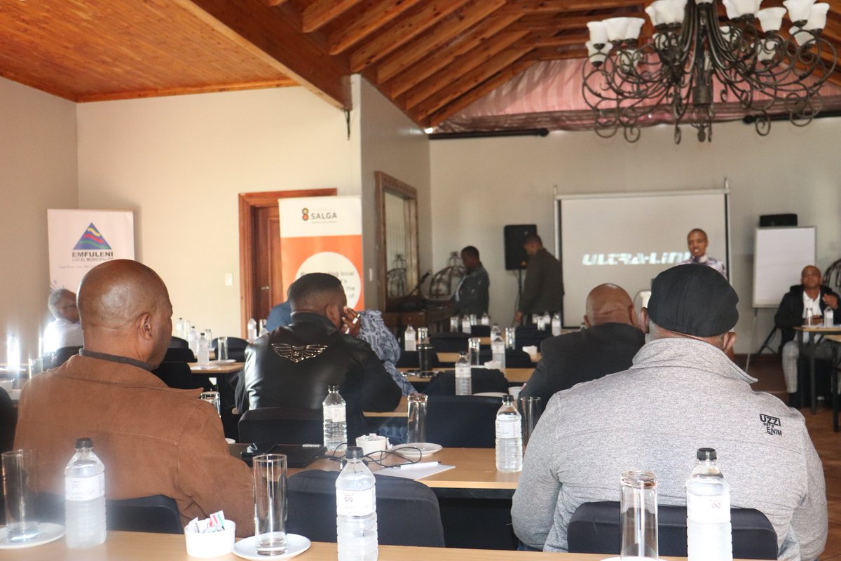 @EmfuleniLM @NationalCoGTA As the lekgotla unfolds, we are currently joined by representatives from @Eskom_SA, @Rand_Water, and the @vaalsez to delve deeper into the ongoing issues the municipality needs to tackle to revive service delivery within the region. #InspiringServiceDelivery #asisho