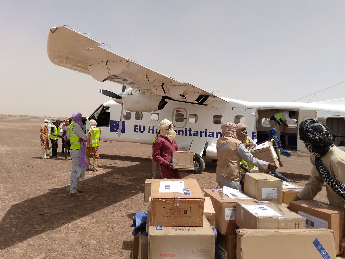 Touch down! 🛬

Last week, the EU Humanitarian Air Flight successfully flew life-saving supplies into Menaka, Mali. 

This will help @eu_echo partners, @MdMBelgique & @tdh_org , continue their essential work.

#LastMileDelivery to people in need.