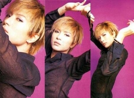 hourly gackt (@hourlygackt) on Twitter photo 2024-04-12 12:00:03