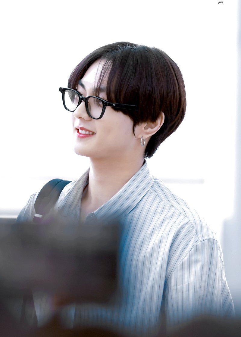 catrockztar's tweet image. “you came”                       “you called”