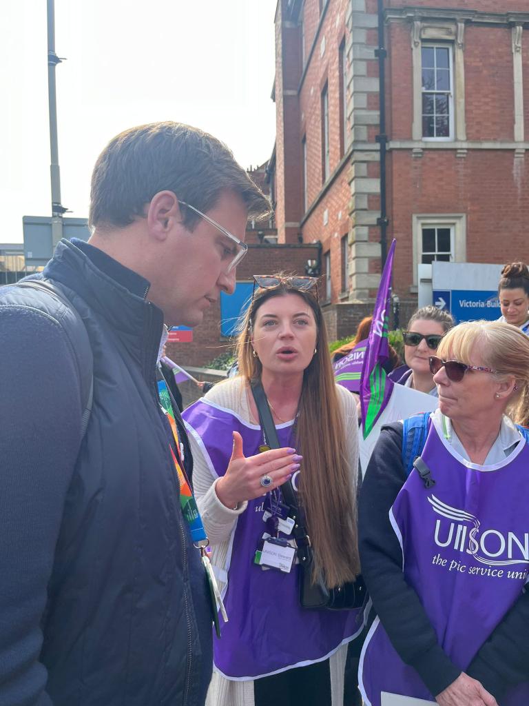 What a story to tell, our Chief Executive came to talk to HCAs on picket line. All staff gathered together to explain why we are not accepting hospital deals. All staff clearly said how unvalued they feel. We will not settle for less. We are still fighting 💜💪❤️@UNISONEastMids