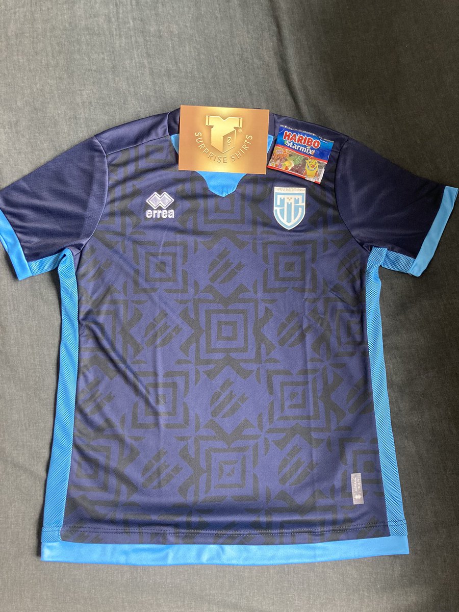 Found a beautiful jersey in my post box yesterday 🩵 Thank you @SurpriseShirts for the giveaway and the snack! Forza Titani @SanMarino_FA ! Need to watch a match live in the stadium sometime.