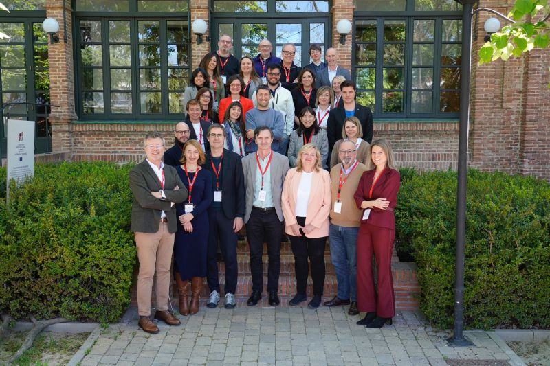 CCS-UPF (@ccupf) on Twitter photo El <a href="/ccupf/">CCS-UPF</a> participa en la iniciativa "Comunicando Ciencia con Ciencia" de <a href="/FundacionLilly/">Fundación Lilly</a>, en colaboración con <a href="/aecomcientifica/">AEC2</a> y <a href="/Conversation_E/">The Conversation ES</a>.
¡Estamos orgullosos de formar parte de la coordinación y autoría este proyecto abierto!
➕info🔗bit.ly/4d7Z7zp
🧵👇 1/3 El <a href="/ccupf/">CCS-UPF</a> participa en la iniciativa "Comunicando Ciencia con Ciencia" de <a href="/FundacionLilly/">Fundación Lilly</a>, en colaboración con <a href="/aecomcientifica/">AEC2</a> y <a href="/Conversation_E/">The Conversation ES</a>.
¡Estamos orgullosos de formar parte de la coordinación y autoría este proyecto abierto!
➕info🔗bit.ly/4d7Z7zp
🧵👇 1/3