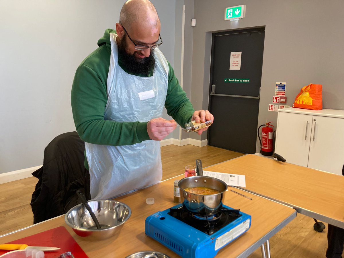 GDA__online's tweet image. Soup&apos;s up!

We learned how to cook soup with @NorthGlasgowHLC, thanks to funding received from the #MultiplyProgramme.

Measuring and preparing ingredients, seasoning, cooking, blending and eating - we covered it all!

We have more cookery coming up in May. Reach out to join us.