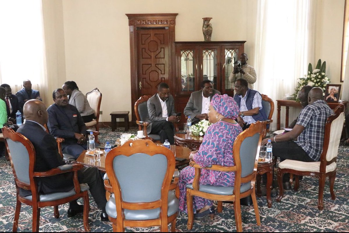 DPL @GovWOparanya this morning joined other leaders in the Azimio la Umoja One Kenya Coalition in condoling with the family of the late Pres. Daniel Arap Moi following the death of their daughter June Moi. Until her death yesterday, Madam June was a business woman in Nairobi.