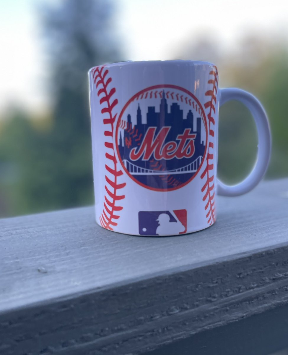 It likely will not happen much this year, so today I celebrate the Mets victory over the Braves. #mymorningcup #Mets