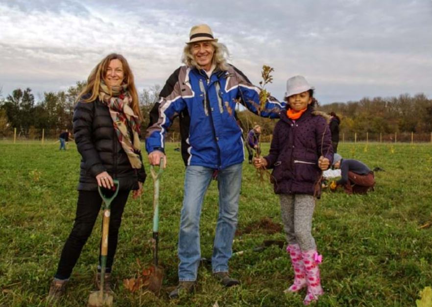 🌲🌳 The Woodland Trust is giving away free trees to UK schools and communities. Applications are expected to close in August, tree packs to be delivered in November 2024 Find out more on the Woodland Trust website woodlandtrust.org.uk/plant-trees/sc…