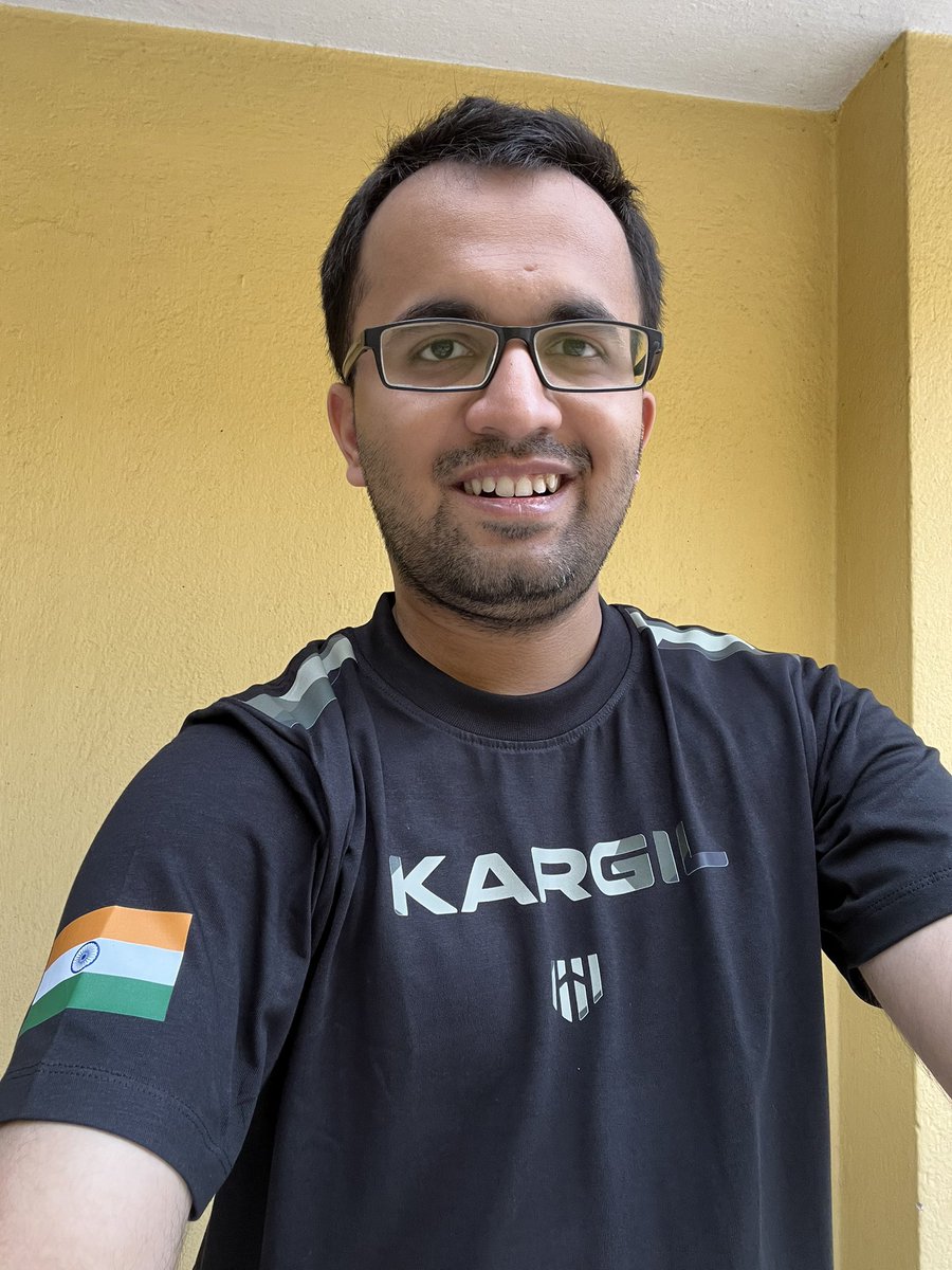 Got this tee from @AeroArmour . A tribute to the soldiers who fought kargil war.