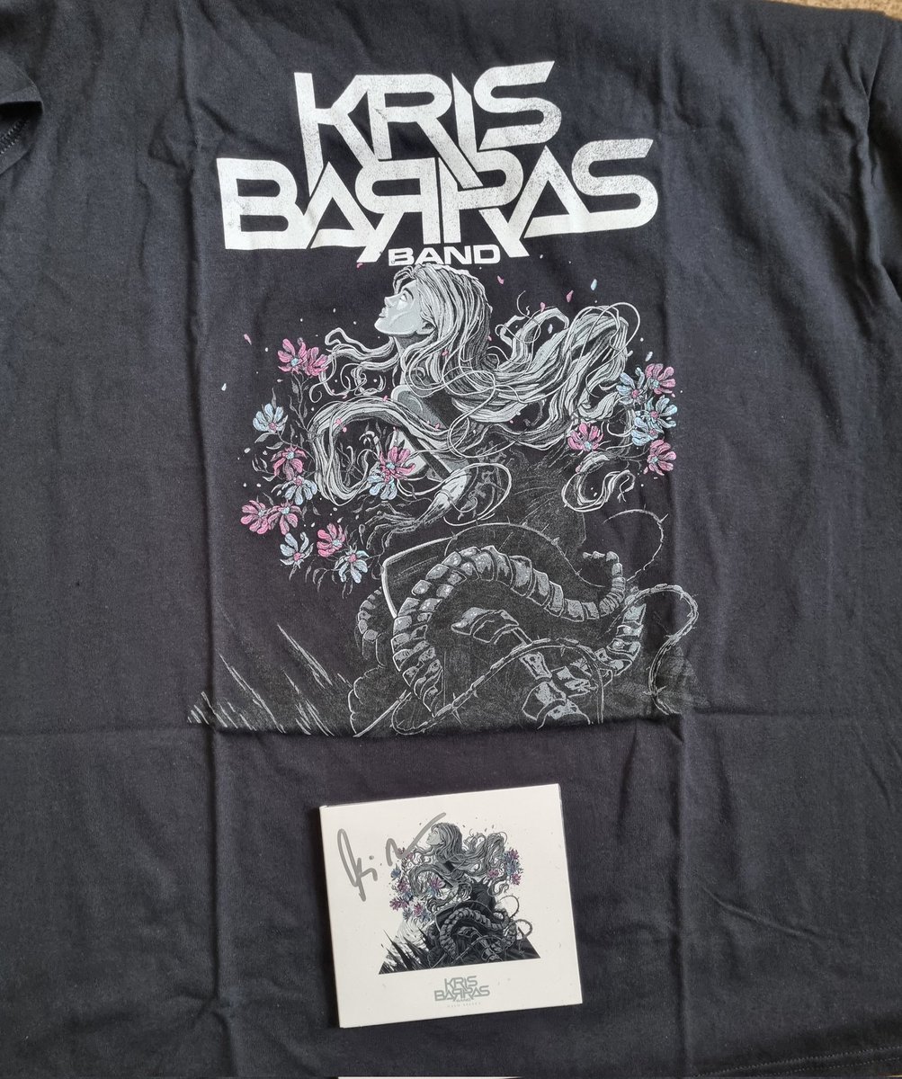 Super thrilled the amazing new @KrisBarrasBand album 'Halo Effect' and T-shirt have arrived. The album is fantastic so go check it out, grab a copy and see them on tour as you won't want to miss out. #supportnewmusic #album #wickedswag #KrisBarrasBand