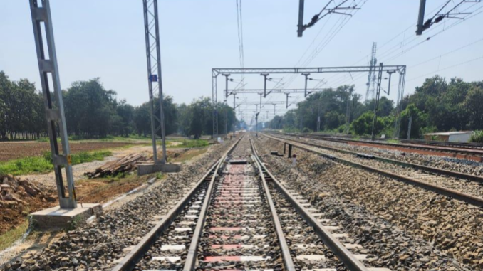 RailAnalysis's tweet photo. #IRCON International awards #electrification tender to RASS Contractor & Engineers
Read more...https://t.co/rozrkSICHm
@IrconOfficial
#indianrailways #railway #infrastructure #stations #development #construction #electrification #NTPC #track #cablelaying #project https://t.co/GdTZffXNvs