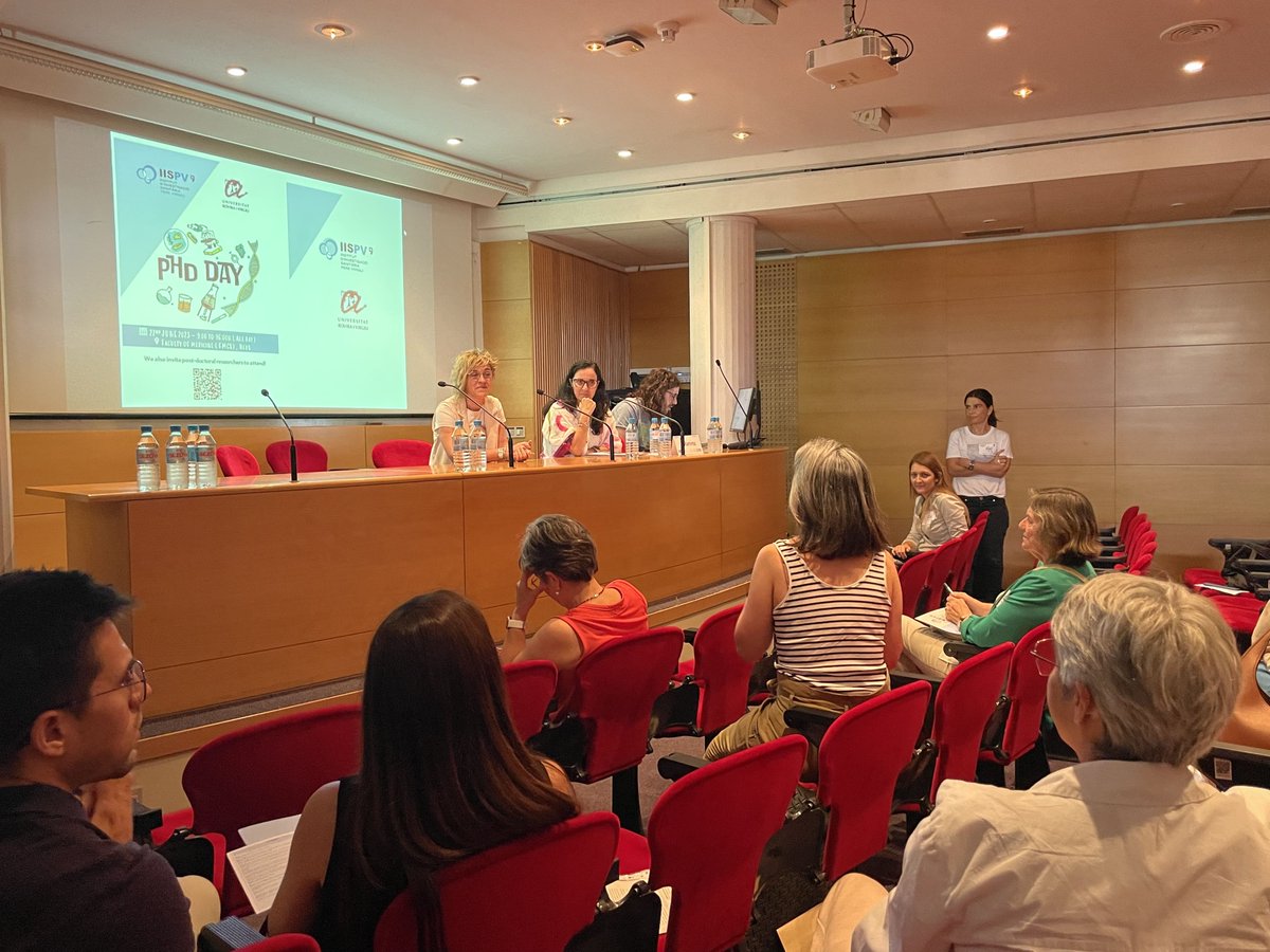 L’#IISPV i la @universitatURV organitzen el PhD Day 2024 👉L’objectiu de la jornada és discutir, intercanviar i compartir obertament les experiències dels i de les estudiants de doctorat en ciències de la salut ➡Inscripcions ja disponibles! 📰bit.ly/4aQ2mtg