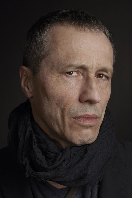 CrossExamin8r's tweet photo. Let’s celebrate some underrated actors/actresses. Who is an actor that instantly makes any film better but doesn’t get mainstream love? https://t.co/vyejeTi7bX