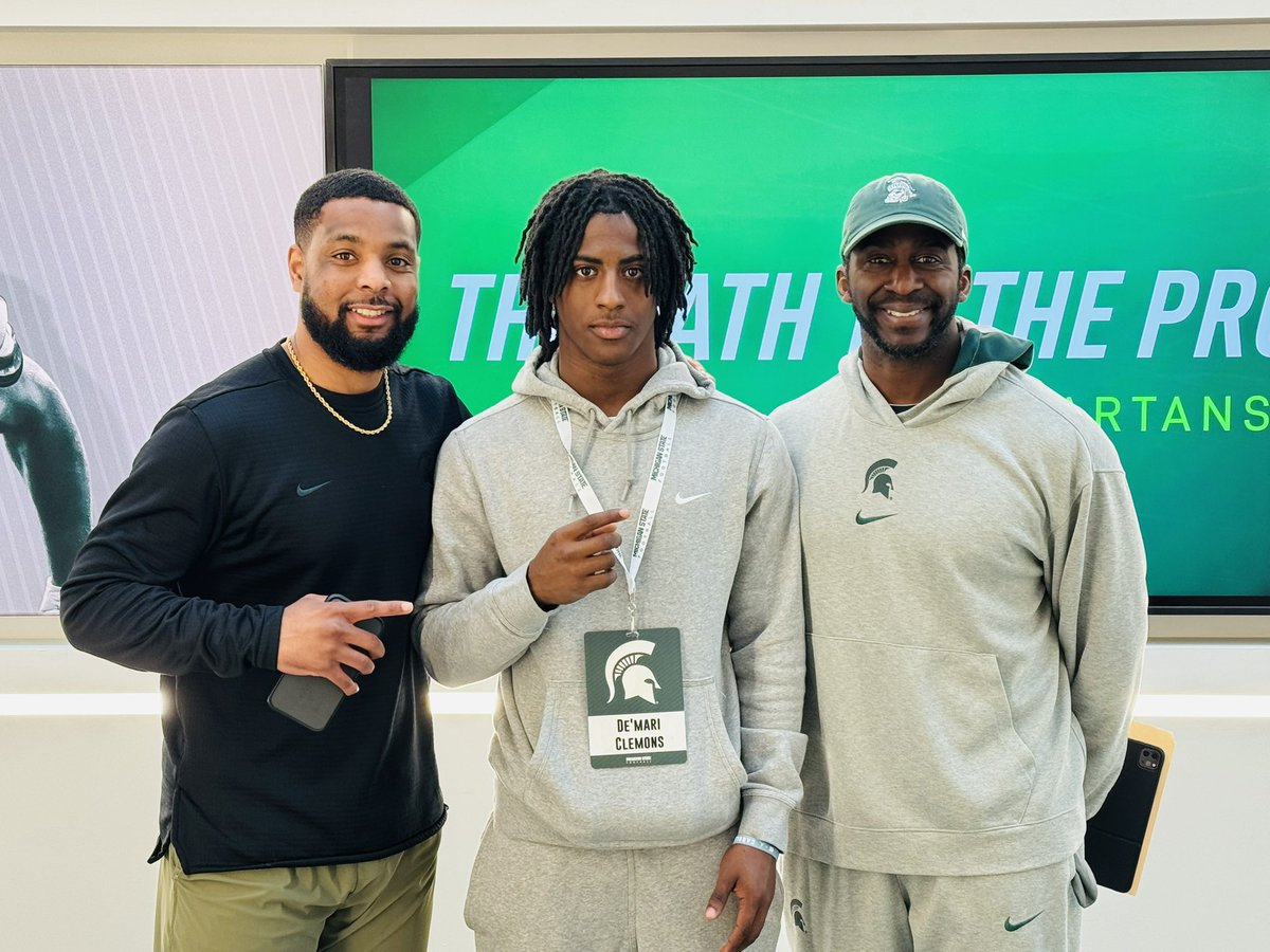 Michigan State offered 2026 Buffalo, (NY) cornerback Demari Clemons while he was on an unofficial visit 'Coach Meat is an amazing role model to the kids. He's a player's coach. He wants the players to be great in life and in football.”(VIP) 🔗 247sports.com/college/michig…